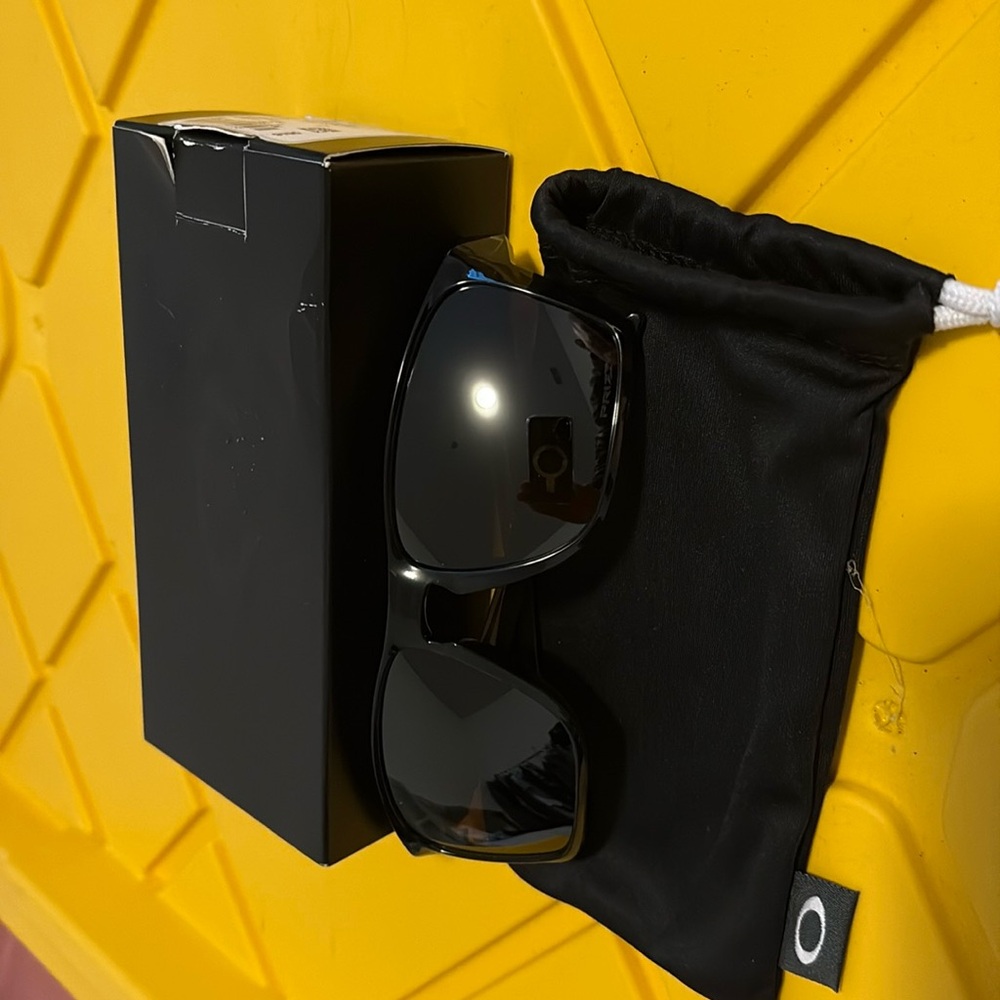 Oakley sunglasses ready for summer time
